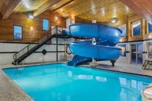 Travelodge by Wyndham Golden Sportsman Lodge, Golden