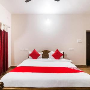 Goroomgo Purple Villa Bhubaneswar