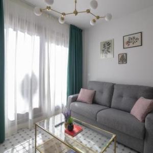 Apartamentos Teatro by Be Alicante