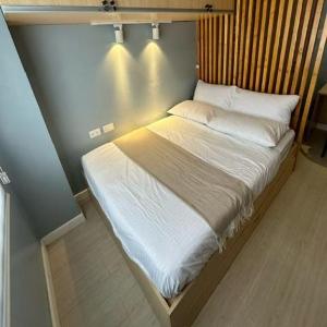 Serene Nook Hyde Residences -Two beds