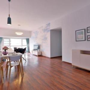 Locals Apartment House 90