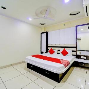 Hotel O My Lord