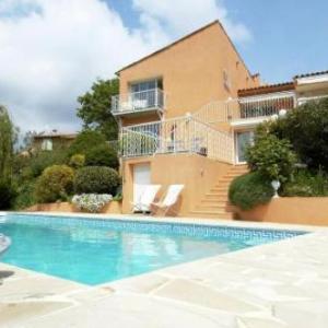 Stately Villa in La Gaude with Relaxation Area and Pool