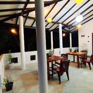 Mirissa Villa Green Pepper