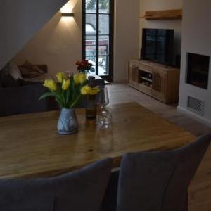 Rosenberg 13 Wohnung 1d DG re