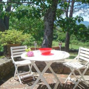 Rustic Holiday Home in Borgo San Lorenzo with Private Garden