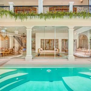 Villa San Diego: Brand New 4BDR
