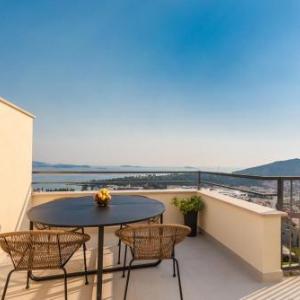 Apartment Divine with sea view
