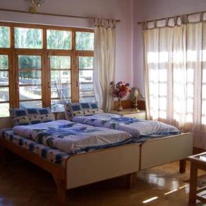 Serdung Guest House