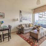 Modern 1BR in Marina Gate 2 with Marina Views!