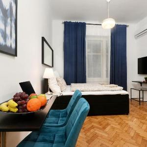 Boutique Central Apartments R611