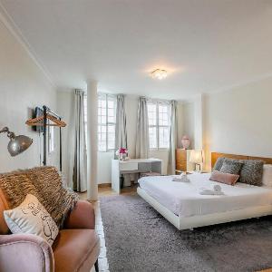 Stunning Clerigos Duplex apartment in the heart of Porto