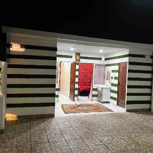 White Garden Inn 
