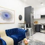 317-1B Modern 1Br UES W D New York City