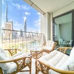 Downtown - 2BR Apartment with Burj Khalifa View Dubai 