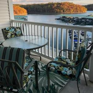 Condo at Parkview Bay - Your Lakefront Oasis