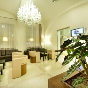 Hotel Maestro by Adrez