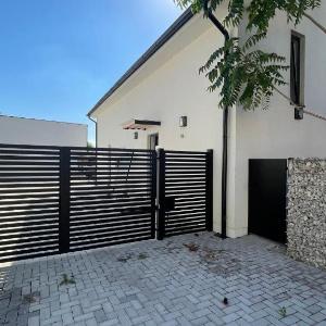 House FLOW 3 room free 2 parking