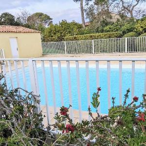 Locations de vacances à Six-fours avec piscine et parking privé et à 800m de la plage