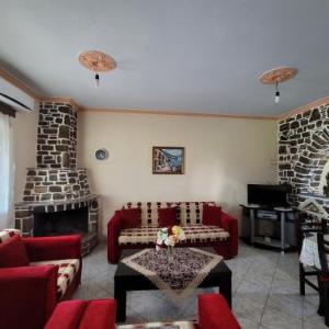 Petrefi Apartments