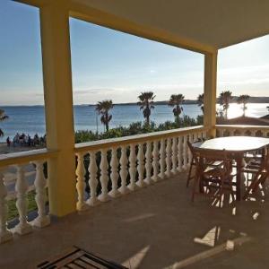 Deby beach house
