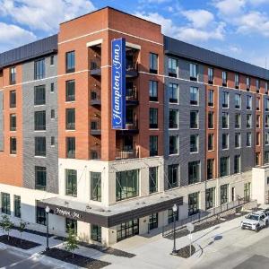 Hampton Inn by Hilton Omaha UN Medical Center Area