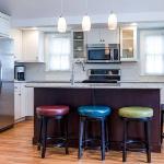 Beautiful & Romantic 1BR Cottage w/Beach Locker