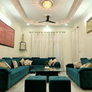 Kanwar Homestay -Posh/Wifi/Kitchen/Parking/Gardens