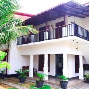 Parallel villa