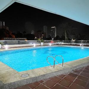 Amplio Apartamento Para Grupos Cerca Al Mar Por Parceros Group