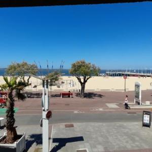 T1 cabine centre-ville Arcachon avec parking - FR-1-319-467