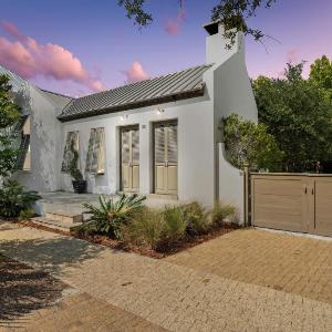 Somerset Cottage by 30A Escapes