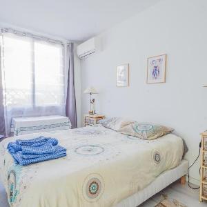 Belle Maison Bleu Azur