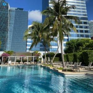 Four Seasons Hotel Miami - Luxury Private Residences