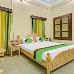 Treebo The Regal House Near Fateh Sagar Lake