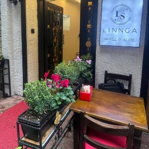 LINNGA  HOTEL & SUITE