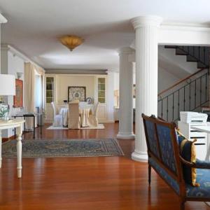 Aura Relais