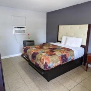 TOCCOA MOTEL