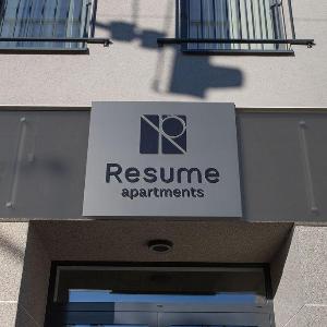 Resume apartments