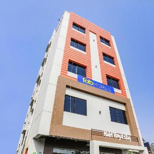 FabHotel Royal Stay - Beltarodi