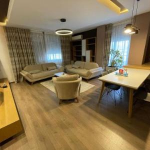 MAK Apartments