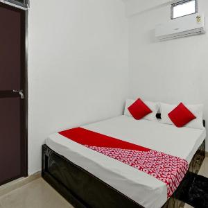 Hotel O Radha Krishna Family Hotel