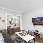 2BR Stylish Apartment in Avondale close to Shops - Roscoe 1W
