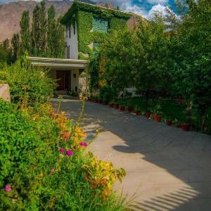 Al Amin Guest house - Home away from Home!