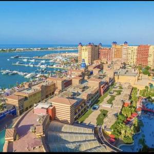 Prime location Porto Marina apartment  Sea view
