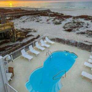 Dolphin View Duplex A Beachfront Pet Friendly