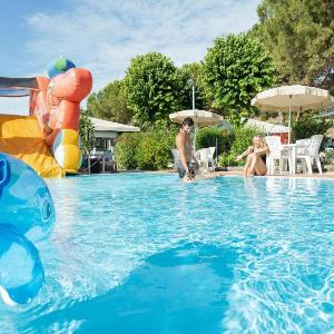 Villetta Bilocale con PISCINA e SPIAGGIA incluse Taunus Vacanze cod 354