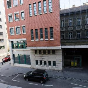 Pest-port Apartment-room 2