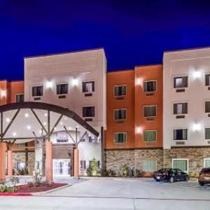 Del-Mar Airport Inn & Suites