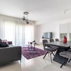 Stylish 1 Bedrooms Parking At City Gate